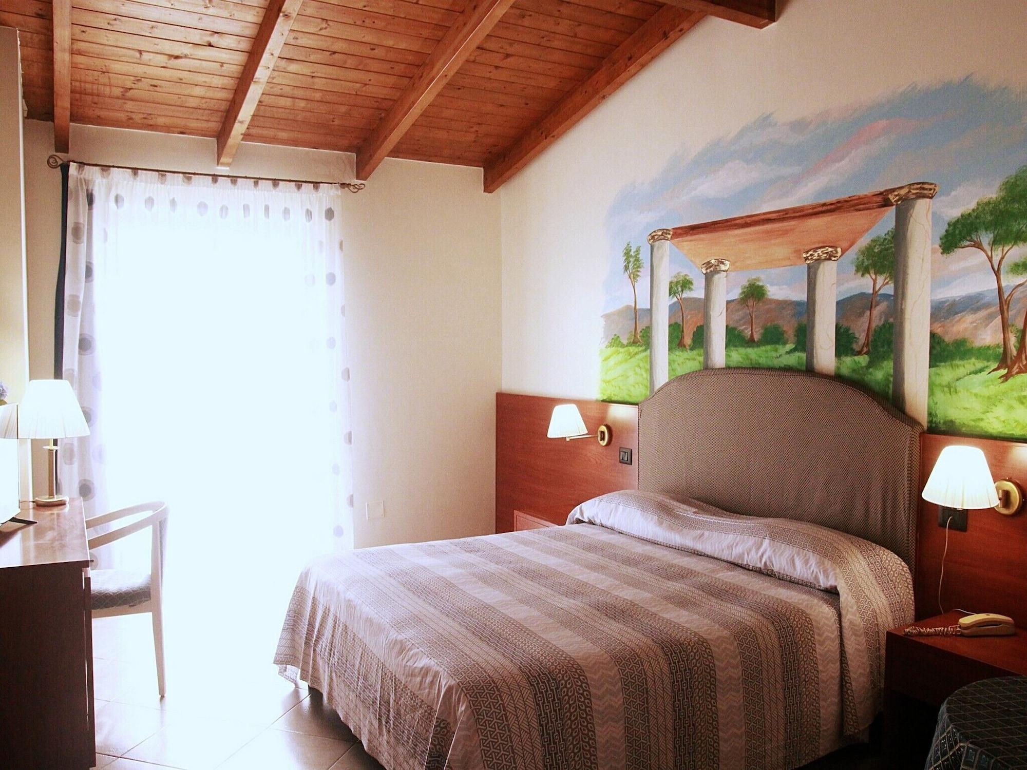 Hotel Tempio Lago Patria Buitenkant foto