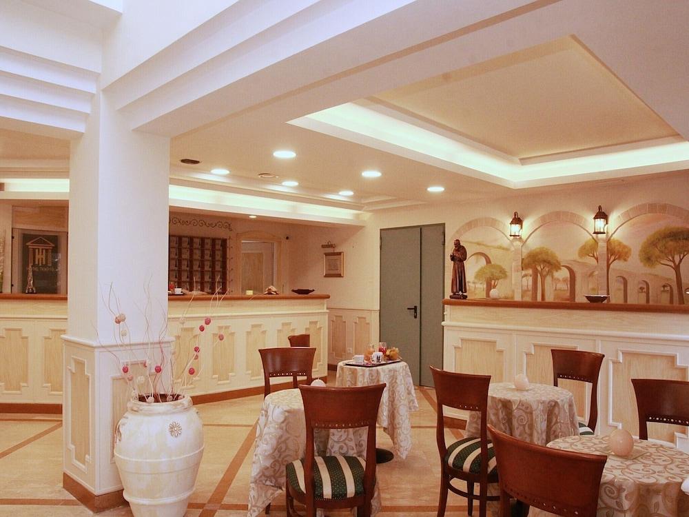 Hotel Tempio Lago Patria Buitenkant foto