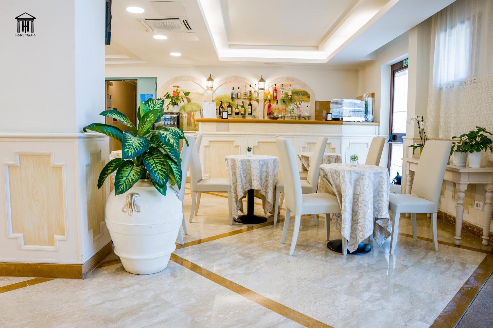 Hotel Tempio Lago Patria Buitenkant foto