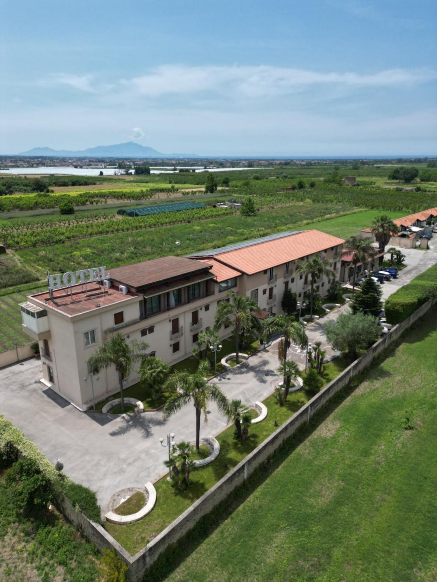 Hotel Tempio Lago Patria Buitenkant foto